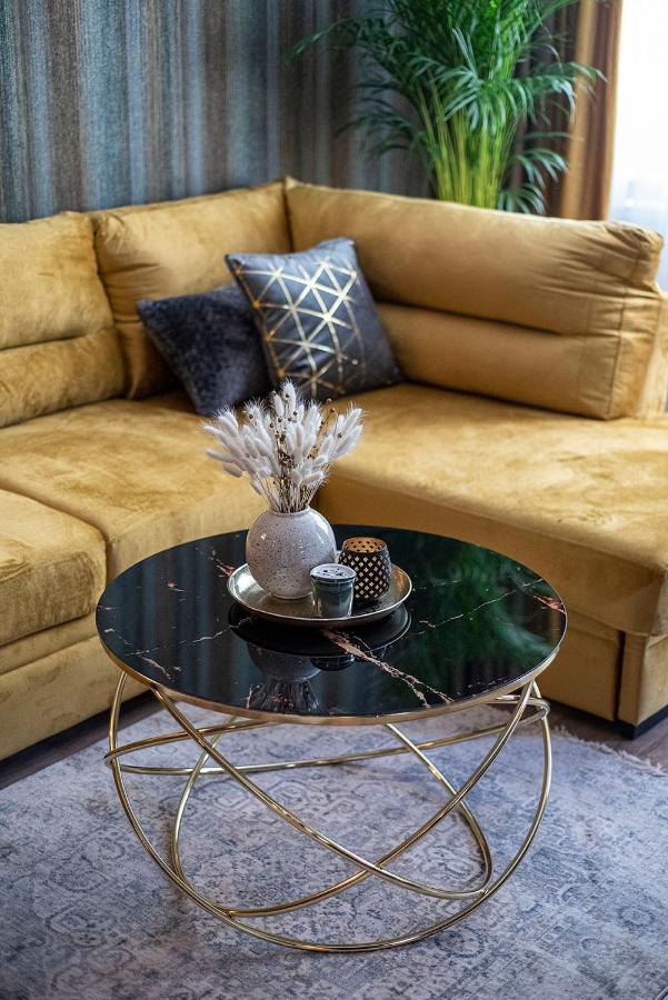 Awesome Apartment Bucharest Luaran gambar